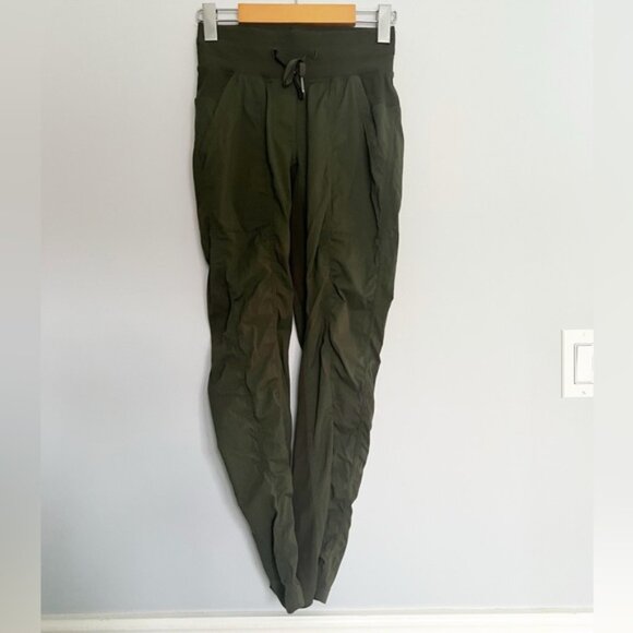 Lululemon Street To Studio Pant II Unlined 28” Dark Olive Size 2 - Picture 1 of 7